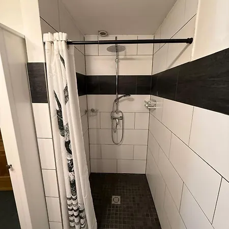 Haus Marchfeld 아파트 *