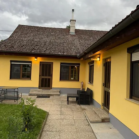 Haus Marchfeld * Weikendorf